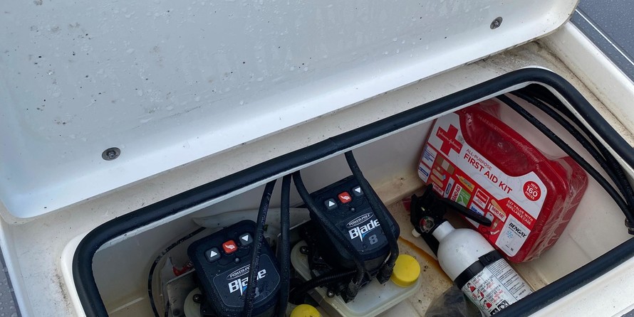 Hewes 16.9 redfisher