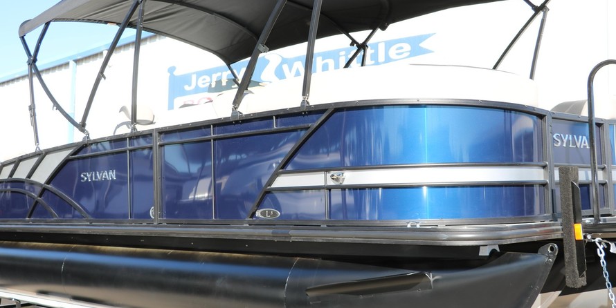 60 x 16 tri-toon passenger vessel