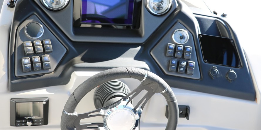 60 x 16 tri-toon passenger vessel