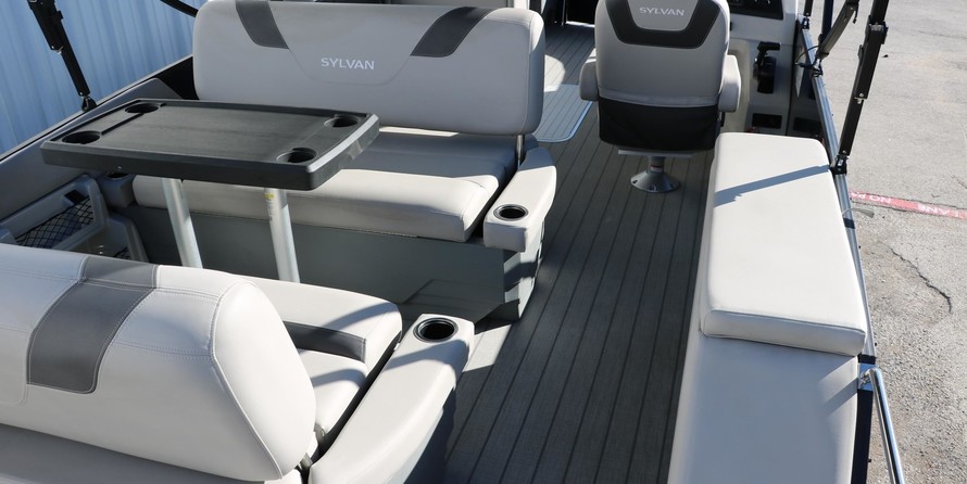 60 x 16 tri-toon passenger vessel