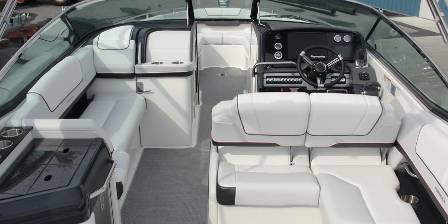 Formula 310 Bowrider