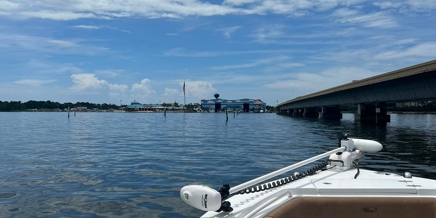 Sea Ray hunt ultra 211