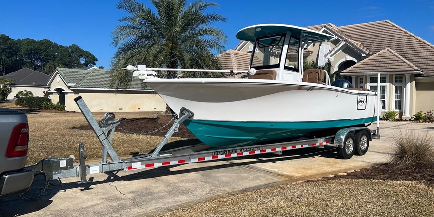 Sea Ray hunt ultra 211