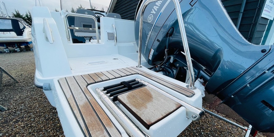 Jeanneau Cap Camarat 6.5 CC Serie 3