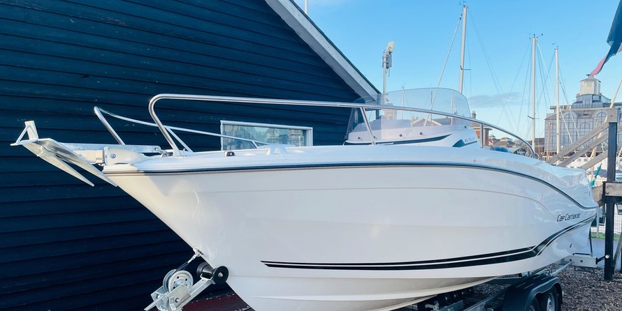 Jeanneau Cap Camarat 6.5 CC Serie 3