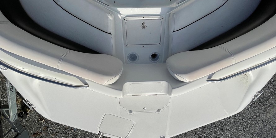 Hurricane 201 sundeck sport
