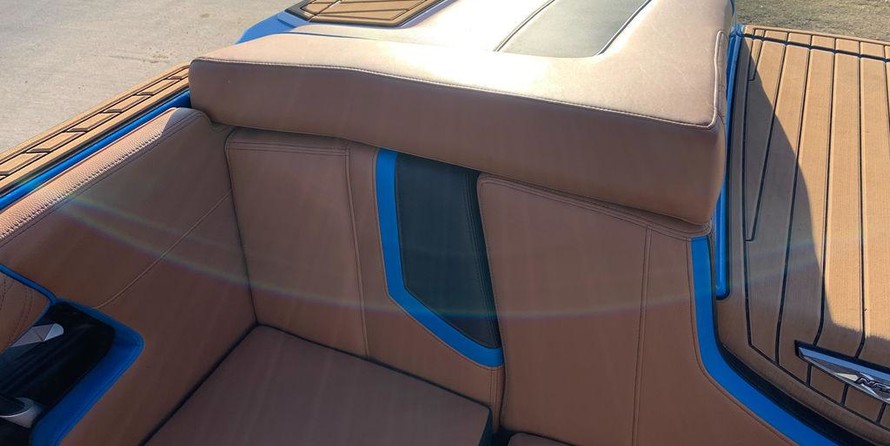 Super Air Nautique G23