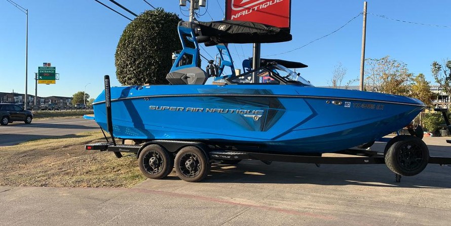 Super Air Nautique G23