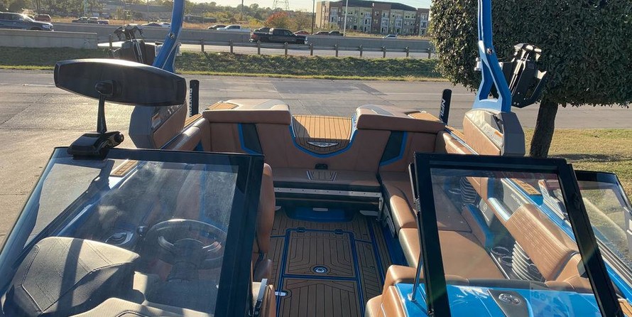 Super Air Nautique G23