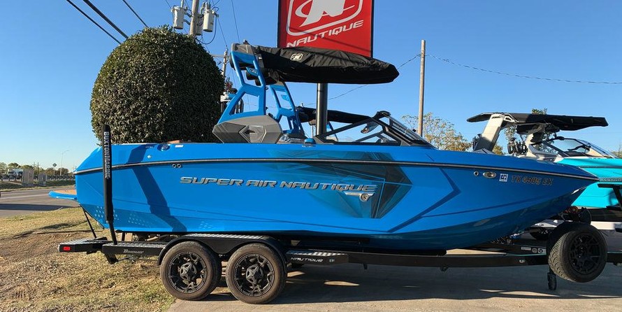 Super Air Nautique G23