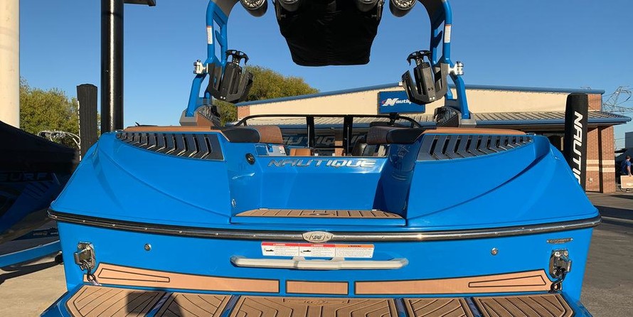 Super Air Nautique G23