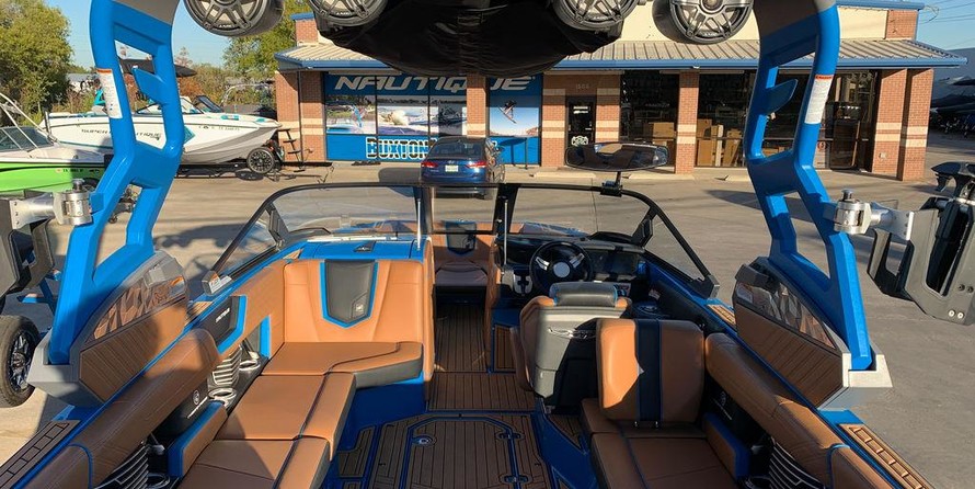 Super Air Nautique G23