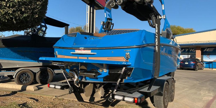 Super Air Nautique G23