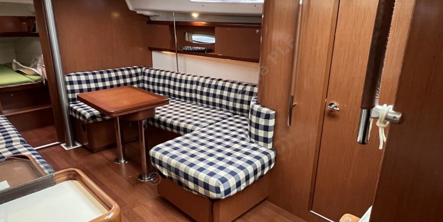 Beneteau Oceanis 40