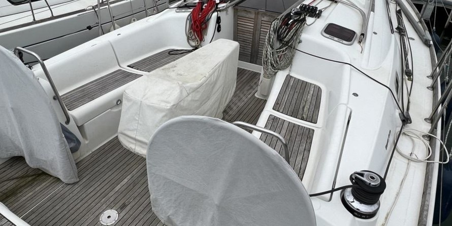 Beneteau Oceanis 40