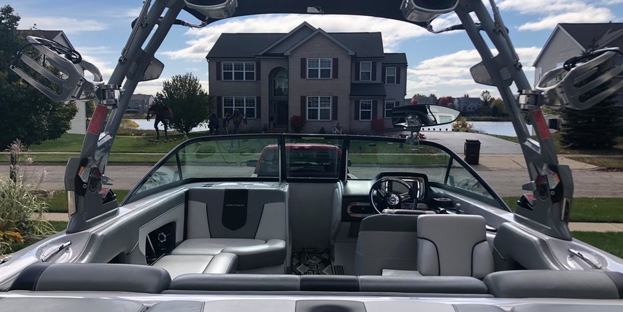 Super Air Nautique 210