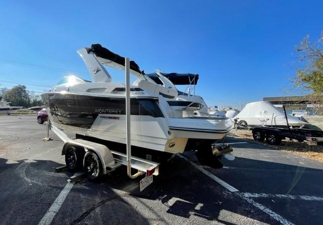 Monterey 258SS