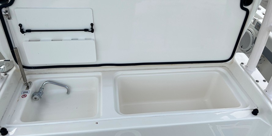Cobia 217 center console