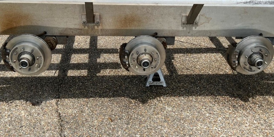 Cobia 217 center console