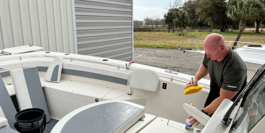 Cobia 217 center console