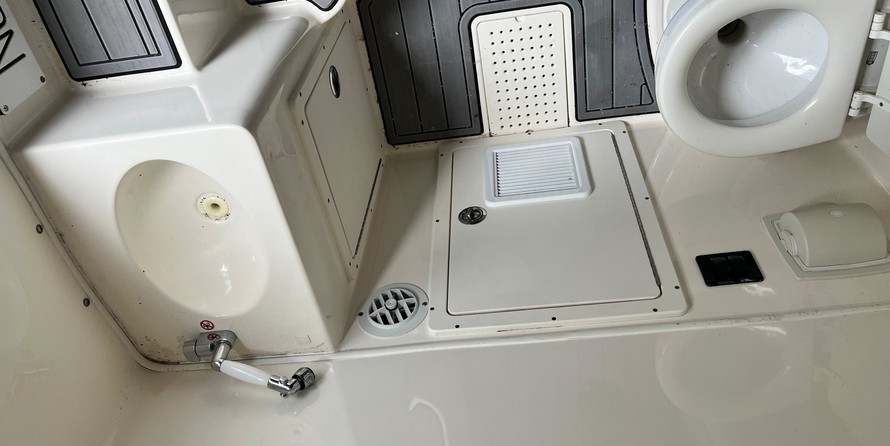 Cobia 217 center console