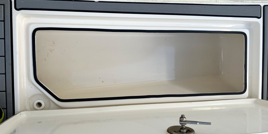 Cobia 217 center console