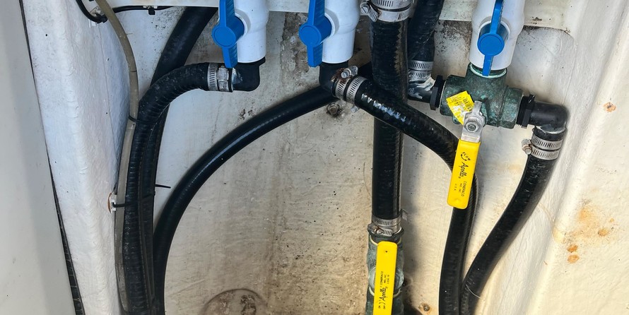 Cobia 217 center console