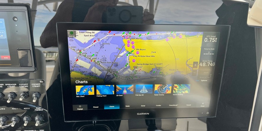 Cobia 217 center console