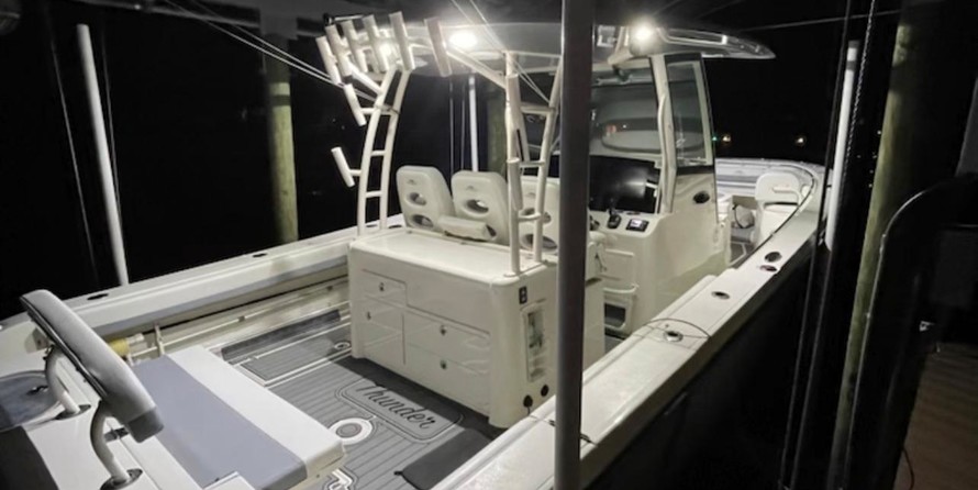 Cobia 217 center console