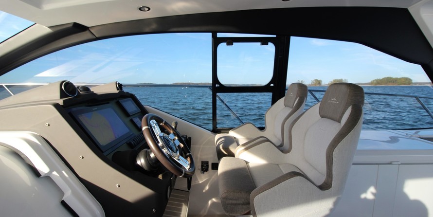 Azimut Atlantis 51