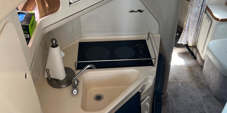 Sea Ray Sundance 300
