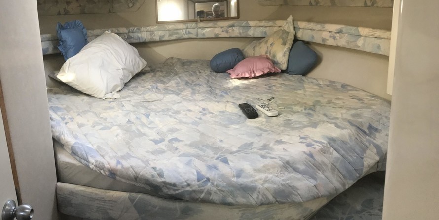 44 Sea Ray Sundancer