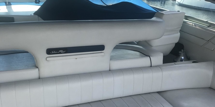 44 Sea Ray Sundancer