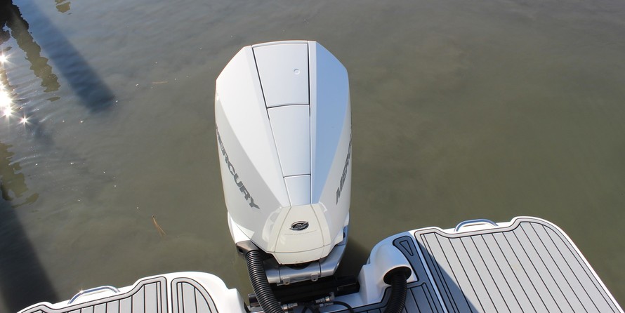 Sea Ray SDX 270 OB