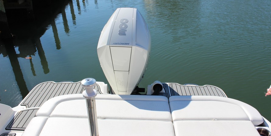 Sea Ray SDX 270 OB