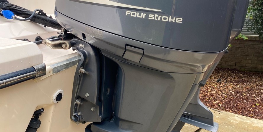 Grady-White Marlin 300