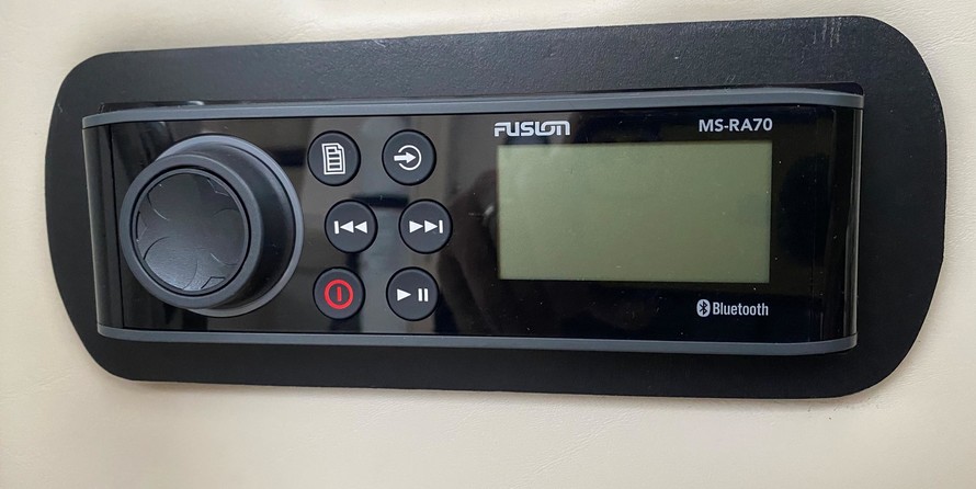 Grady-White Marlin 300