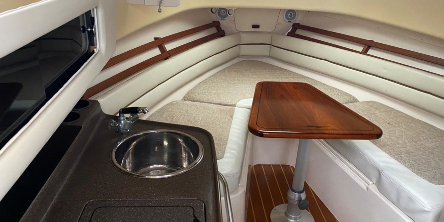 Grady-White Marlin 300