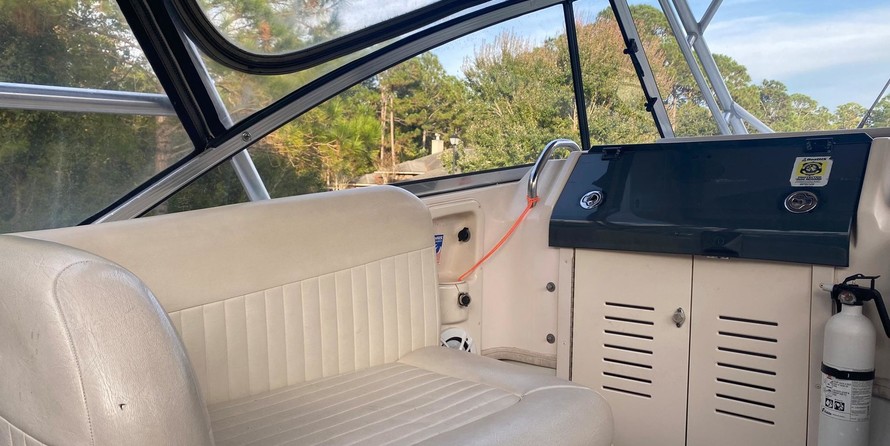 Grady-White Marlin 300