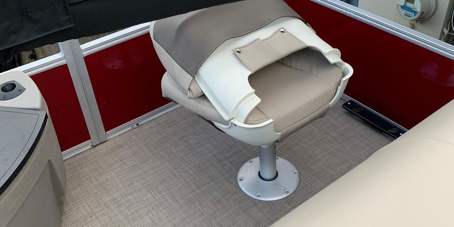 Sun Tracker Fishin Barge 20 DLX