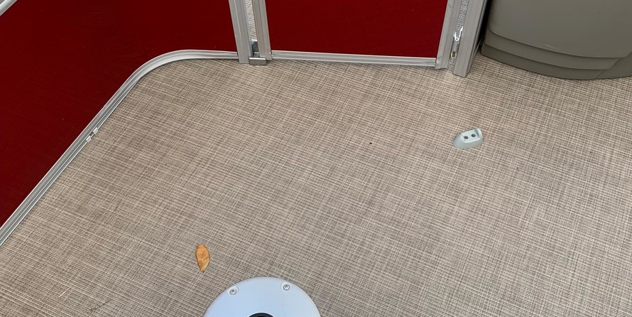 Sun Tracker Fishin Barge 20 DLX