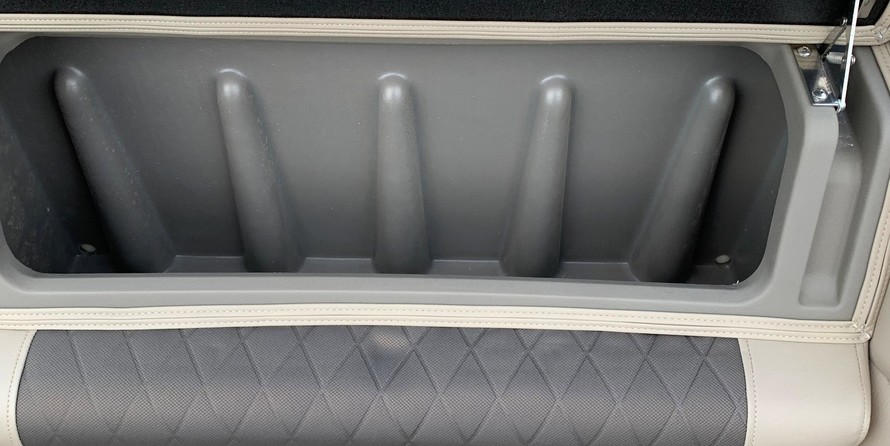 Sun Tracker Fishin Barge 20 DLX