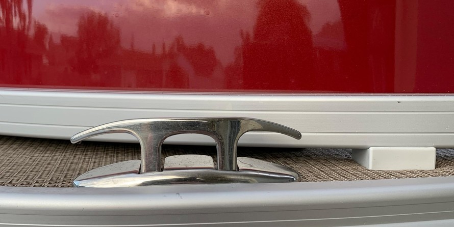 Sun Tracker Fishin Barge 20 DLX