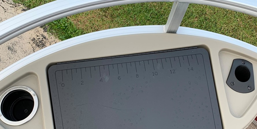 Sun Tracker Fishin Barge 20 DLX