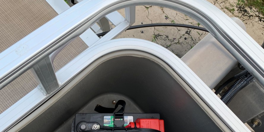 Sun Tracker Fishin Barge 20 DLX