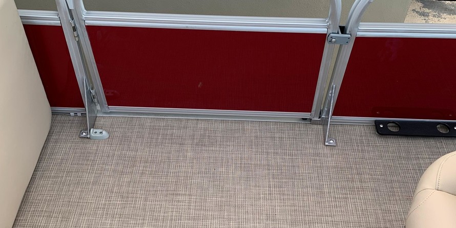 Sun Tracker Fishin Barge 20 DLX