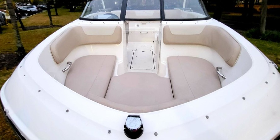 Bayliner VR5 BOWRIDER