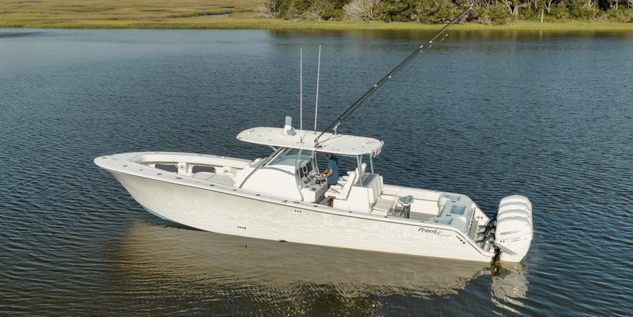 Front Runner 39 Center Console