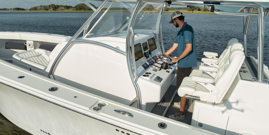 Front Runner 39 Center Console