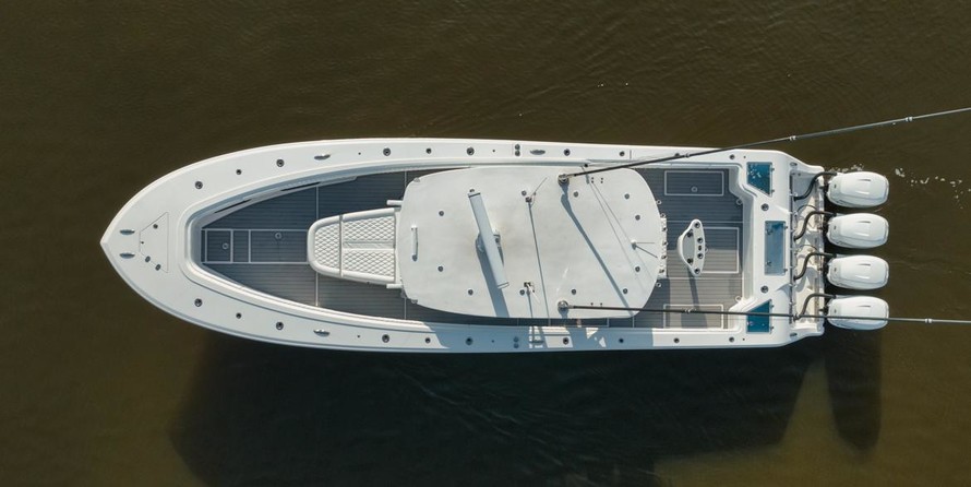 Front Runner 39 Center Console